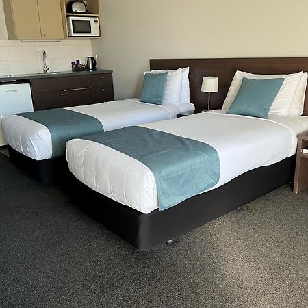 Airport Delta Motel Christchurch Bagian luar foto