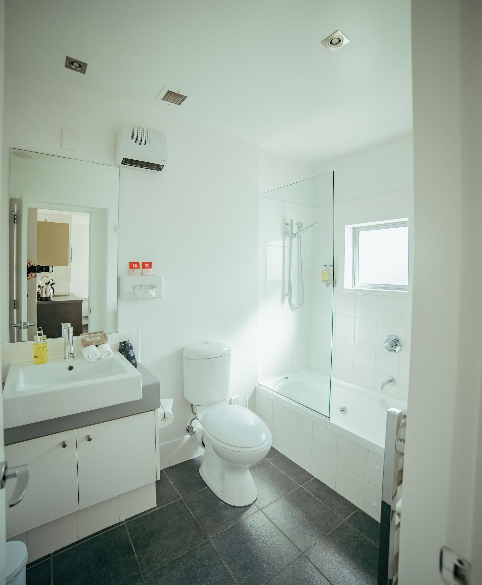 Airport Delta Motel Christchurch Bagian luar foto